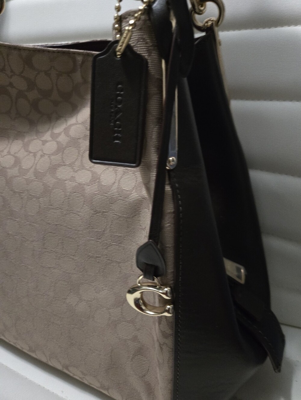 NWT Coach Dalton Tan Signature Jaquard/Dark Chocolate Leather Shoulder Bag.Mwah! - Picture 3 of 15